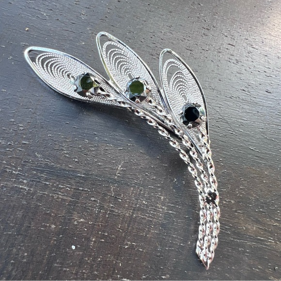 Made in Japan Jewelry - Handmade Elegant Japanese 925 Silver Leaf Black Onyx Brooch Pin.